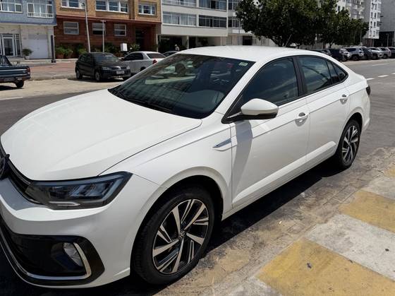 VOLKSWAGEN VIRTUS 1.0 200 TSI HIGHLINE AUTOMÁTICO